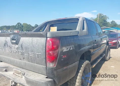 2005 Chevrolet Avalanche 1500 Z71 z USA, uszkodzony, nr VIN 3GNEK12Z65G206628